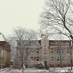 Zielona Kamienica 公寓 *