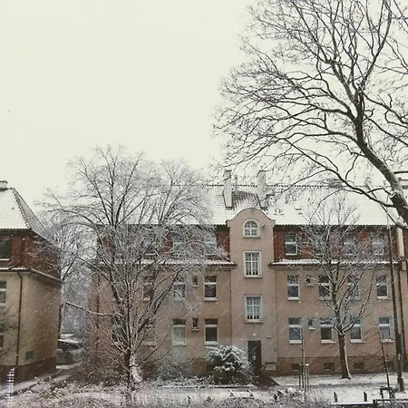 Zielona Kamienica 아파트 *