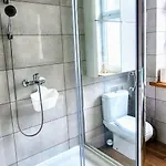 Zielona Kamienica Lägenhet *